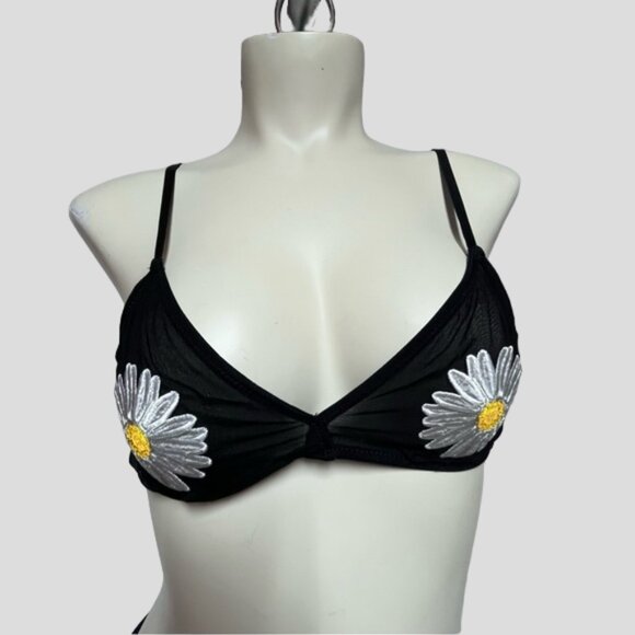 Urban Outfitters Other - Out From Under Daisy Lace Bralette